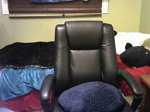 Mistimoon online show from 09-15-25, 04:23