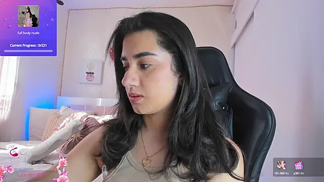 Snapshot of annadu011 chatting on 02-20-25, 02:13 annadu011 online show from 02-20-25, 02:13