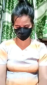 Snapshot of Sexy-Binita chatting on 03-08-25, 04:56 Sexy-Binita online show from 03-08-25, 04:56