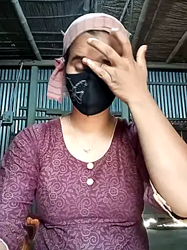 Snapshot of Sexy-Binita chatting on 03-10-25, 08:04 Sexy-Binita online show from 03-10-25, 08:04