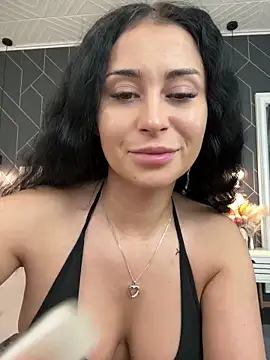 EmyLaveau online show from 02-08-25, 06:01