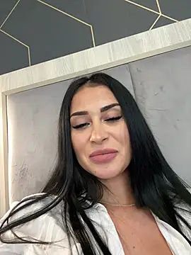 EmyLaveau online show from 02-18-25, 08:27