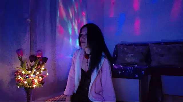 Snapshot of ElysaSun chatting on 02-24-25, 12:09 ElysaSun online show from 02-24-25, 12:09