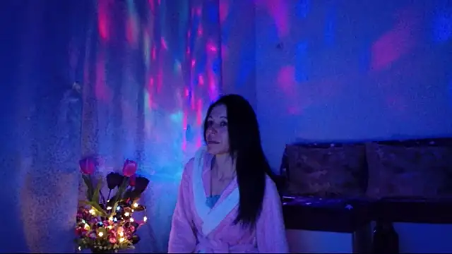 Snapshot of ElysaSun chatting on 02-25-25, 09:57 ElysaSun online show from 02-25-25, 09:57