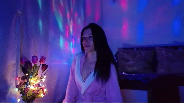 Snapshot of ElysaSun chatting on 03-06-25, 12:21 ElysaSun online show from 03-06-25, 12:21