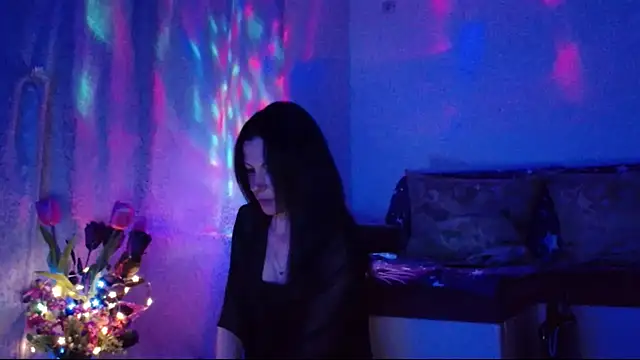 Snapshot of ElysaSun chatting on 03-10-25, 09:18 ElysaSun online show from 03-10-25, 09:18