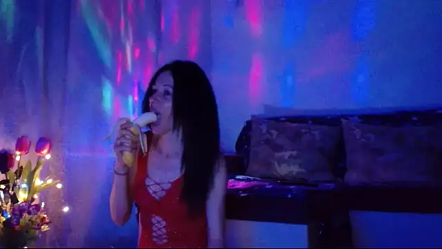 Snapshot of ElysaSun chatting on 03-18-25, 09:10 ElysaSun online show from 03-18-25, 09:10