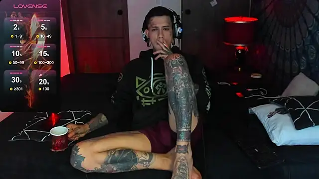 Snapshot of josh__ackerman chatting on 12-16-25, 04:39 josh ackerman online show from 12-16-25, 04:39