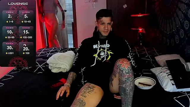 Snapshot of josh__ackerman chatting on 12-22-25, 04:31 josh ackerman online show from 12-22-25, 04:31