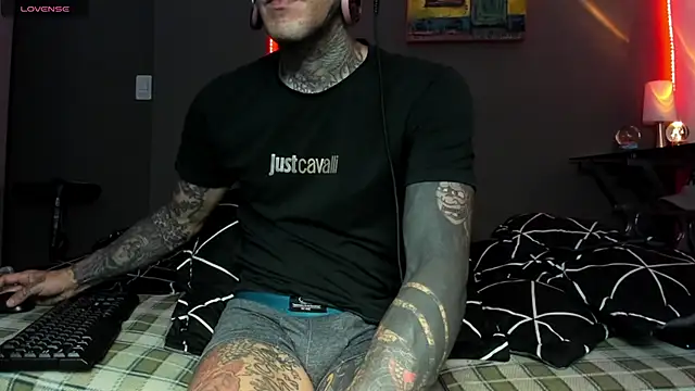 Snapshot of josh__ackerman chatting on 03-07-26, 11:51 josh ackerman online show from 03-07-26, 11:51