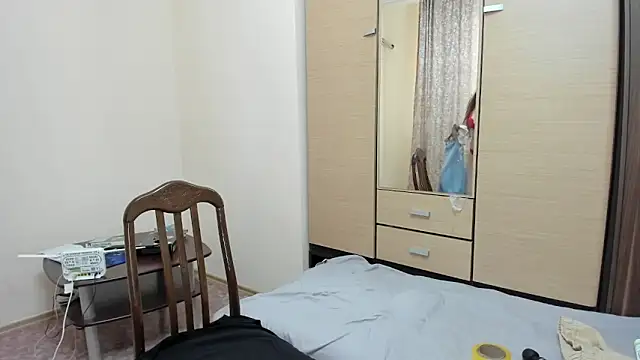 Riz girl online show from 12-16-24, 12:06