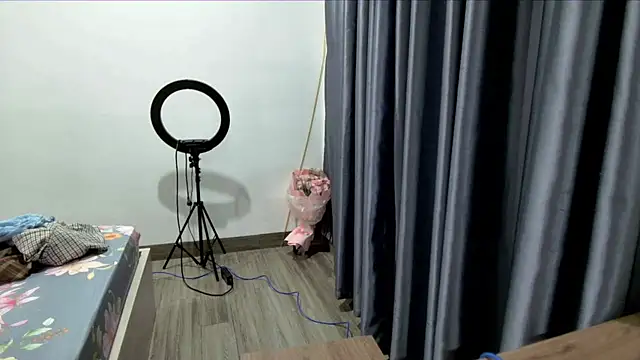 Riz girl online show from 07-03-26, 02:01