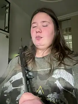 remirann  online show from 12-13-24, 05:21