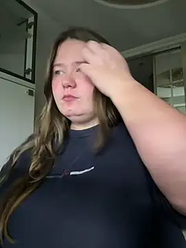 remirann  online show from 12-21-24, 02:47