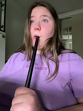 remirann  online show from 01-06-25, 06:41