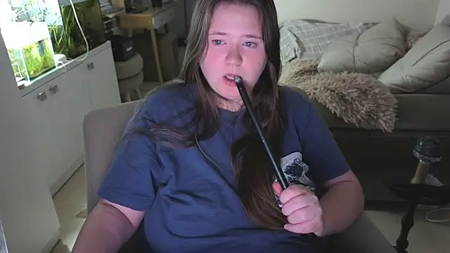 remirann  online show from 04-16-26, 09:04