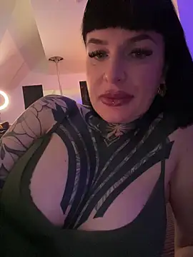 InkedBiitch online show from 02-12-25, 05:15