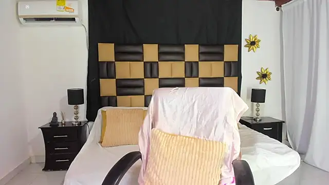 BarbieKano online show from 11-20-25, 11:26