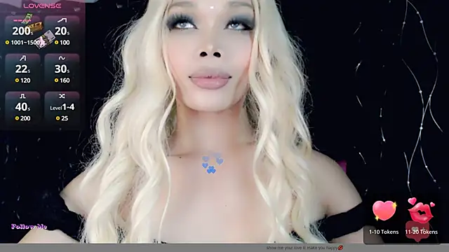 Snapshot of sugar_bbyxx chatting on 12-19-24, 02:35 sugar bbyxx online show from 12-19-24, 02:35