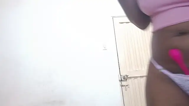 hot and naughty latin online show from 02-19-26, 12:12