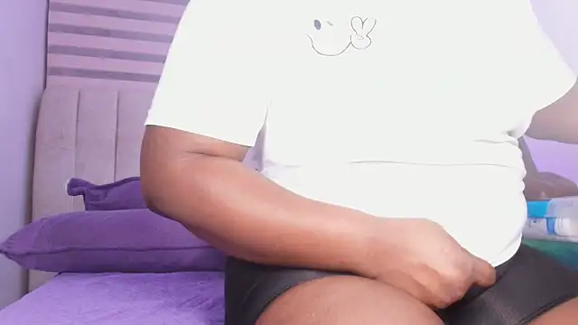  ebony-queen  online show from 03-12-26, 03:01