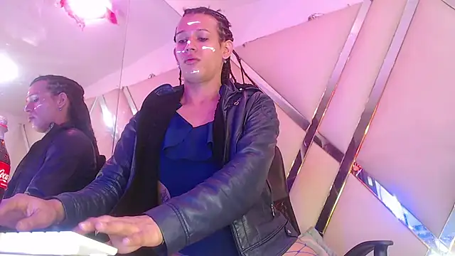 Snapshot of StefyFerrer chatting on 11-29-25, 03:42 StefyFerrer online show from 11-29-25, 03:42