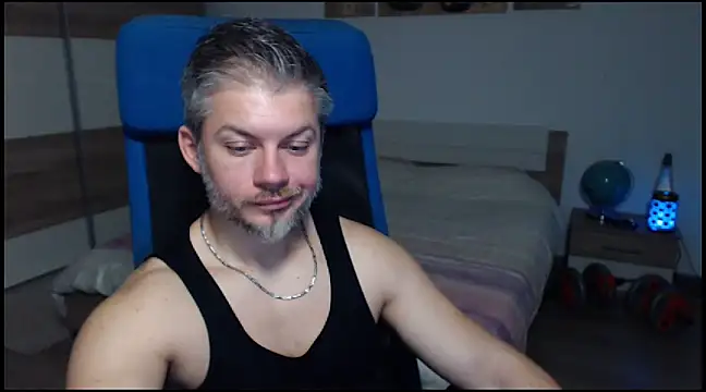 RobbyShawz online show from 12-12-24, 09:51