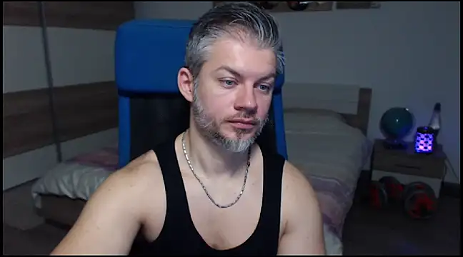 RobbyShawz online show from 12-18-24, 09:47