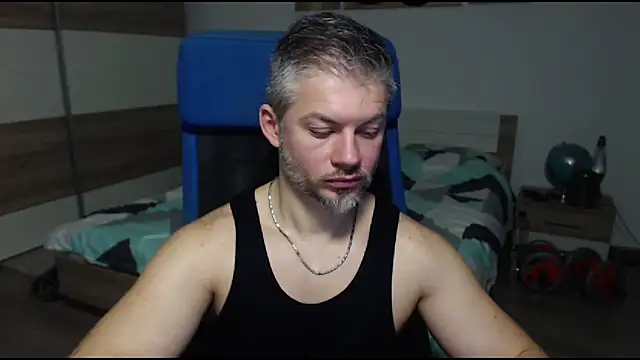 RobbyShawz online show from 01-06-25, 01:08