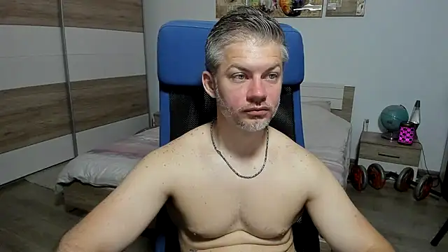 Snapshot of RobbyShawz chatting on 06-03-26, 04:59 RobbyShawz online show from 06-03-26, 04:59