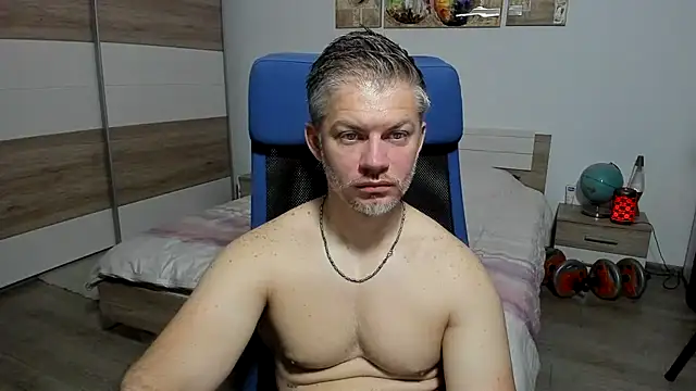 Snapshot of RobbyShawz chatting on 06-05-26, 03:57 RobbyShawz online show from 06-05-26, 03:57