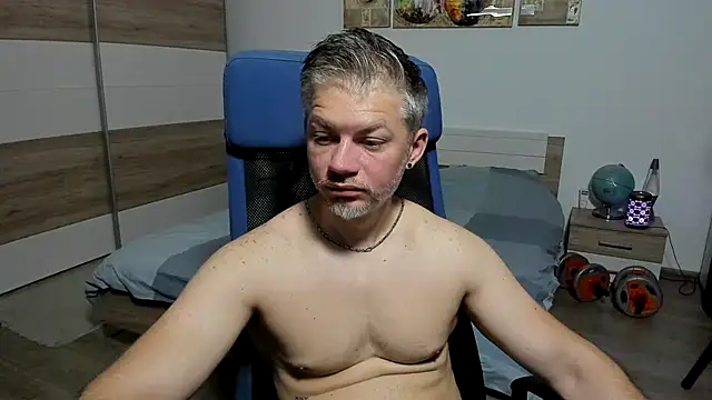 Snapshot of RobbyShawz chatting on 06-07-26, 05:11 RobbyShawz online show from 06-07-26, 05:11