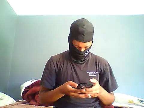 Snapshot of TitularAdaption chatting on 12-02-25, 08:08 TitularAdaption online show from 12-02-25, 08:08