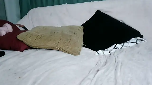 xykenrahxh online show from 04-28-26, 02:27