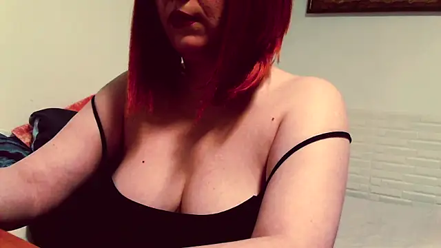 Snapshot of MashaYeah777 chatting on 11-05-25, 09:26 MashaYeah777 online show from 11-05-25, 09:26