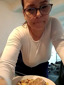 MariaPau 83 online show from 03-04-25, 11:43