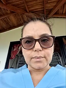 Snapshot of MariaPau_83 chatting on 06-08-26, 05:02 MariaPau 83 online show from 06-08-26, 05:02