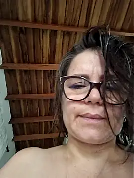 Snapshot of MariaPau_83 chatting on 06-17-26, 02:29 MariaPau 83 online show from 06-17-26, 02:29