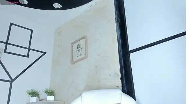 Rianamanson online show from 03-17-25, 03:18