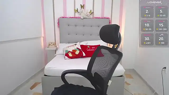 Anthonela love  online show from 12-17-24, 07:04