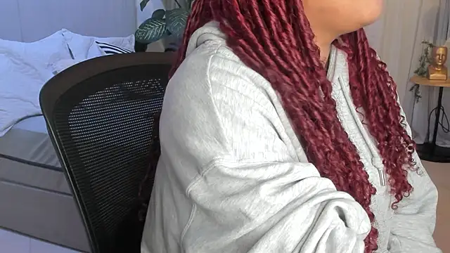 Snapshot of pamela_doll3 chatting on 02-15-25, 06:44 pamela doll3 online show from 02-15-25, 06:44