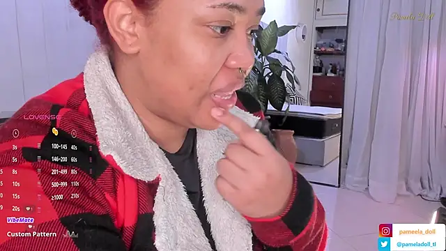 Snapshot of pamela_doll3 chatting on 03-09-25, 10:30 pamela doll3 online show from 03-09-25, 10:30