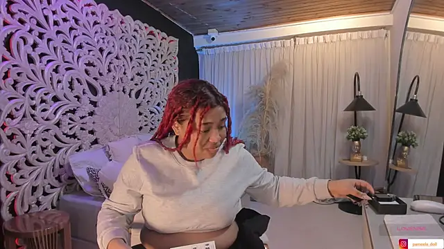 Snapshot of pamela_doll3 chatting on 09-19-25, 03:52 pamela doll3 online show from 09-19-25, 03:52