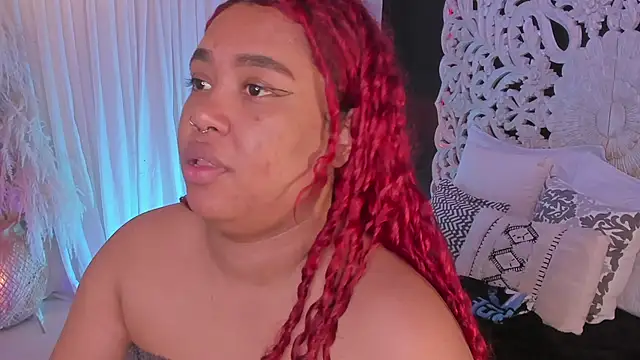 Snapshot of pamela_doll3 chatting on 09-22-25, 03:52 pamela doll3 online show from 09-22-25, 03:52