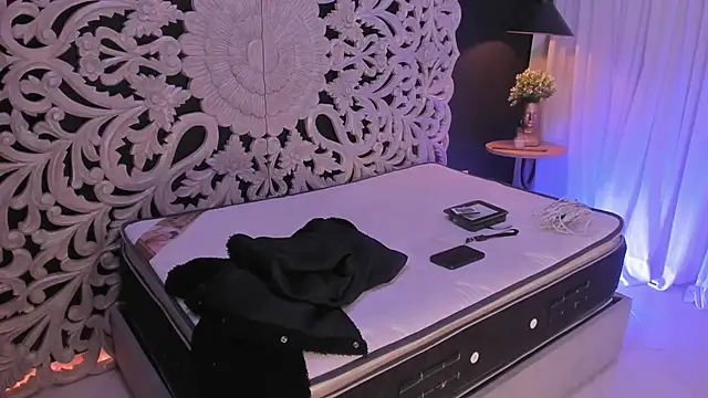 Snapshot of pamela_doll3 chatting on 10-26-25, 05:02 pamela doll3 online show from 10-26-25, 05:02