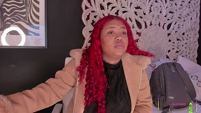 Snapshot of pamela_doll3 chatting on 11-25-25, 04:45 pamela doll3 online show from 11-25-25, 04:45