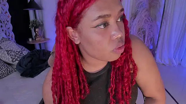 Snapshot of pamela_doll3 chatting on 11-28-25, 07:55 pamela doll3 online show from 11-28-25, 07:55