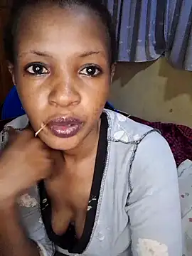 Snapshot of sexpetite chatting on 10-29-25, 08:27 sexpetite online show from 10-29-25, 08:27