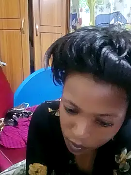 Snapshot of sexpetite chatting on 11-11-25, 02:06 sexpetite online show from 11-11-25, 02:06