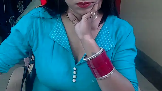 Snapshot of Naiaa-mylove chatting on 12-05-24, 07:38 Naiaa-mylove online show from 12-05-24, 07:38